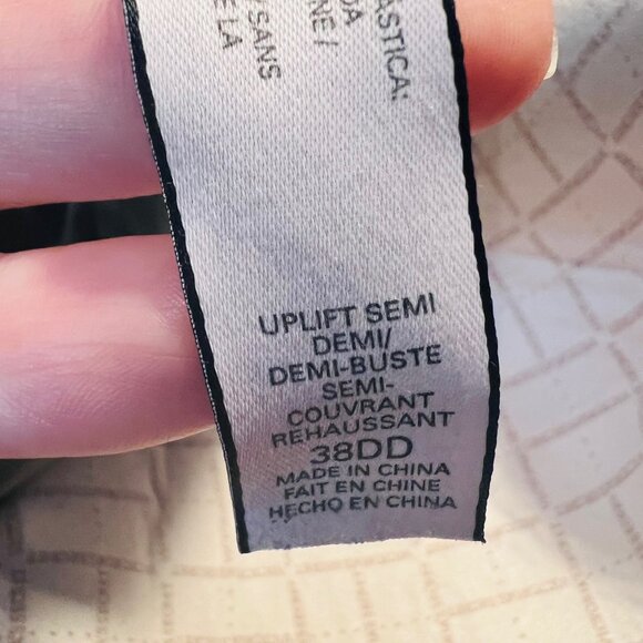 Victoria's Secret Uplift Semi/Demi Army Green/Black Mesh Size 38 DD Bra-Ajustabl - Picture 14 of 15